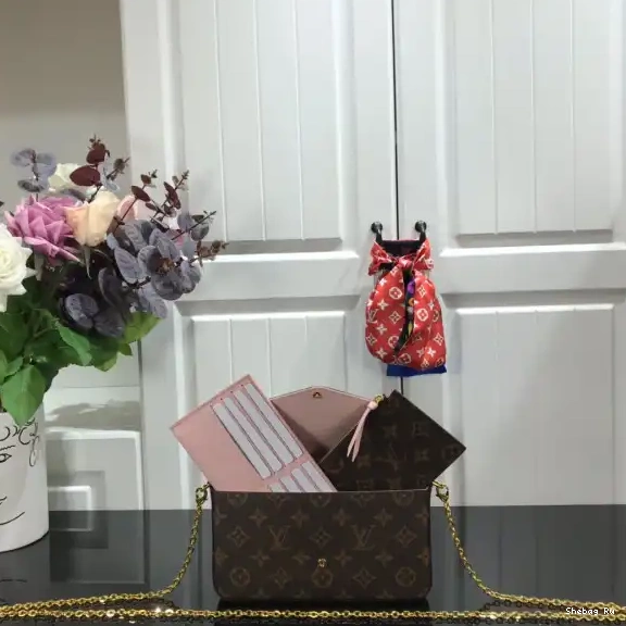 POCHETTE VUITTON FÉLICIE LOUIS 0630
